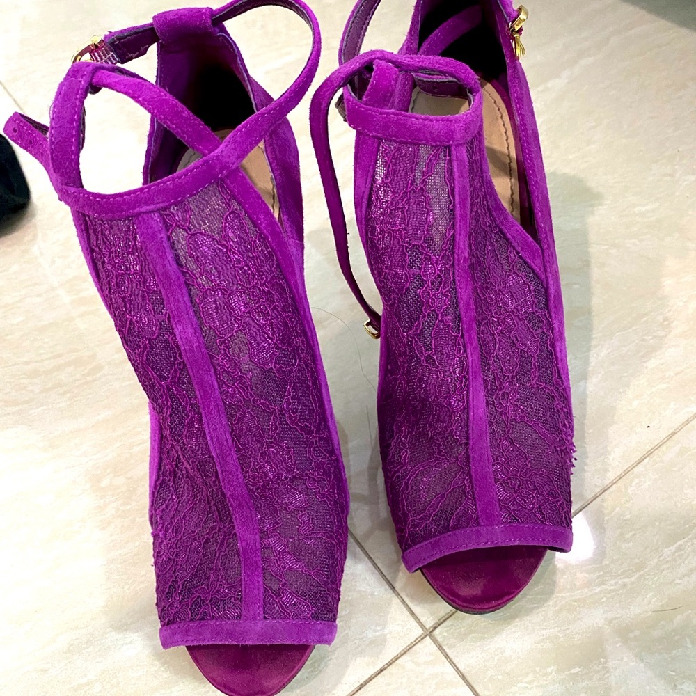 Color Purple, brand GUESS. open toes lace heels/boots